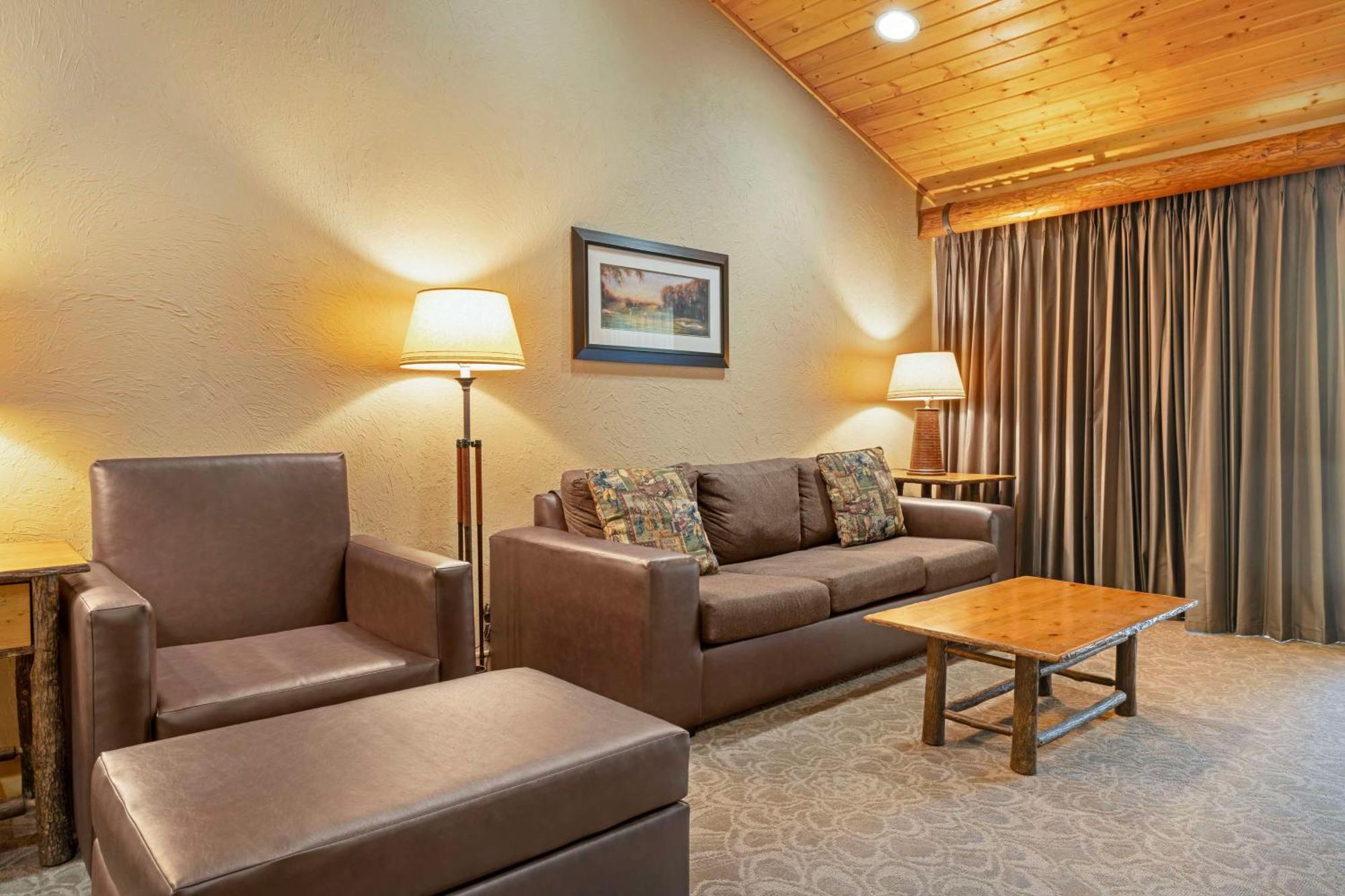Best Western Ponderosa Lodge Sisters Exterior photo